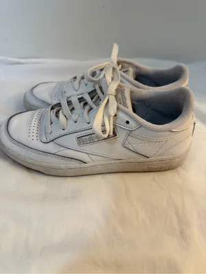 Reebok White Leather Low-Top Sneakers with Gray Accents thumbnail 4