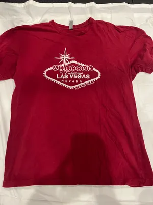 Las Vegas Graphic Tee Size L thumbnail 1