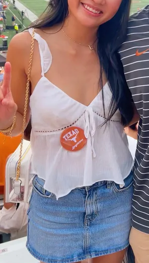 PacSun Top thumbnail 1