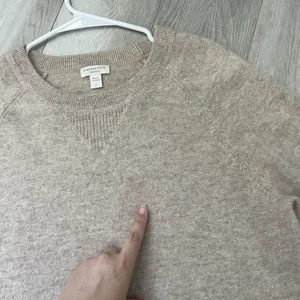 Garnet Hill Sweater cashmere v neck crew womens Tan (small) classic minimalist thumbnail 3