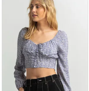 Tilly's Puff Sleeve Top thumbnail 2