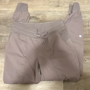 Lululemon Joggers thumbnail 1