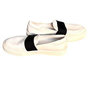UGG Chayze White Leather Slip On Sneakers Black Strap Size 8‎ Casual Minimalist thumbnail 6