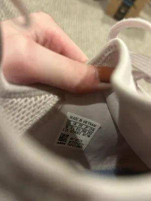 Adidas Shoes thumbnail 4