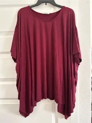 Relaxed Draped Tunic Top in Maroon Red Size M thumbnail 1