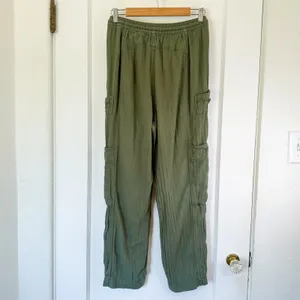 Free People | Feelin Good Cargo‎ Linen-Cotton Blend Wide Leg Joggers in Green thumbnail 4