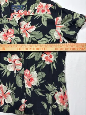 Island Traders Medium Black Floral Hawaiian Shirt – Paradise thumbnail 5