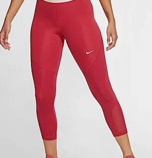 Women’s Nike Pro Therma Leggings thumbnail 1