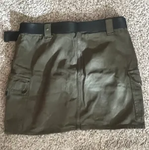 Topshop Cargo Skirt With Belt thumbnail 2