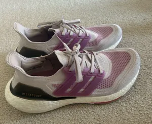 Women’s Adidas Ultraboost Shoes thumbnail 1