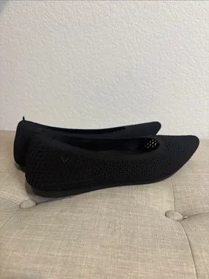 Vivaia 41 Black Knit Pointed Ballet Flats thumbnail 3
