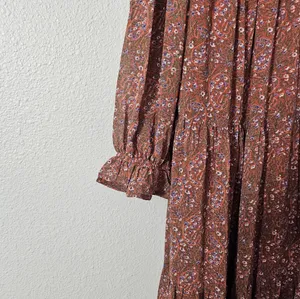 &merci Long Sleeve Floral Tiered Midi Dress in Dusty Rose thumbnail 3