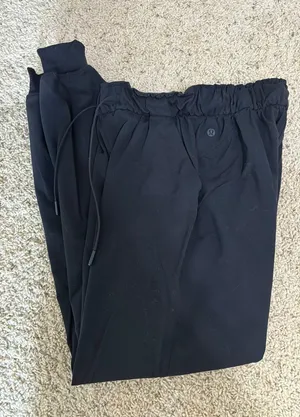 Lululemon Stretch High-Rise Joggers thumbnail 2