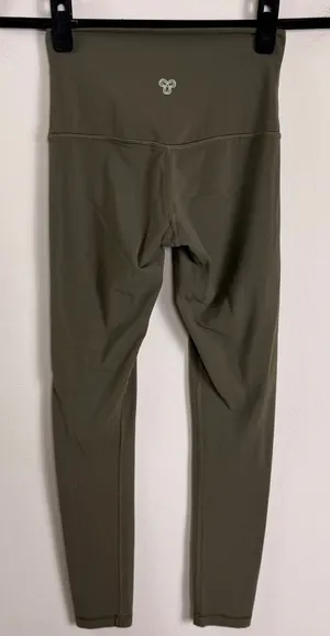 Aritzia TnaAction High Rise Leggings Olive Green‎ XS Full Length Activewear thumbnail 1