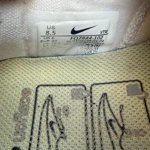 Nike Pegasus Easy On Road Running Shoes (Women's) size 8.5 thumbnail 8