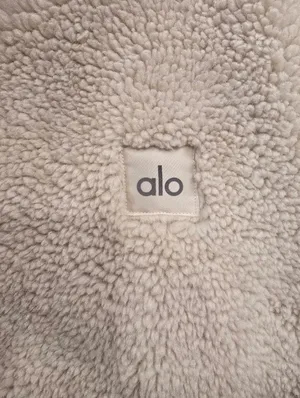 Alo Yoga Foxy Sherpa Jacket - Bone XS thumbnail 7