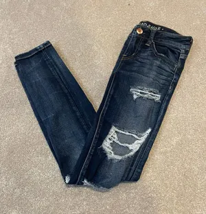 American Eagle Jeans thumbnail 2