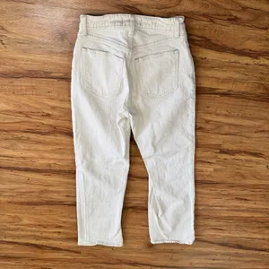 Abercrombie & Fitch Curve Love The 90s Relaxed Jean High Rise White 26 2R 5893 thumbnail 6