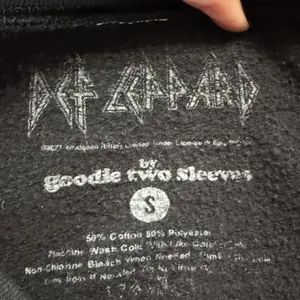 Pyromania 1983 Us Tour Long Sleeve Black Sweatshirt thumbnail 6