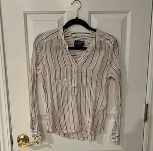 Abercrombie And Ditch Top thumbnail 1