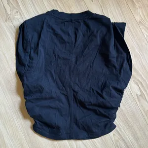 Bershka Black Top thumbnail 3