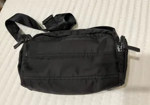 Crossbody thumbnail 3