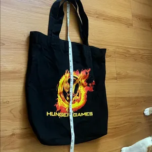 The Hunger Games Black Tote Bag Flaming thumbnail 5