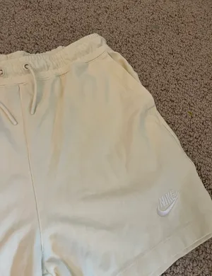 Nike Sweatshorts thumbnail 2