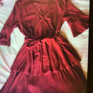 SheIn Burgundy midi dress with tie waist, ruffles, and flared sleeves #boho thumbnail 2