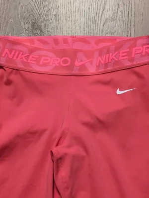 Nike Pro Hot Pink 7/8 Tights Size Small thumbnail 3