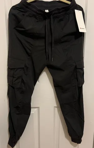 Lululemon Dance Studio Relaxed Fit MR Cargo Jogger thumbnail 6