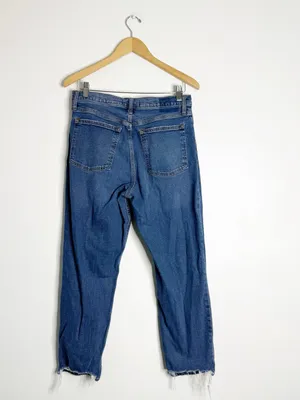 Abercrombie & Fitch The Mom High Rise Distressed Jeans Size 10/30 thumbnail 3