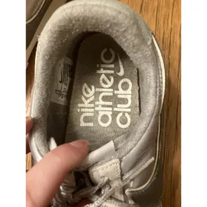 Nike Daybreak SE Athletic Club Women’s Light Smoke Sneakers DN3399-001 thumbnail 6