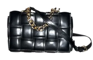 Like Dreams Black‎ Weaved Purse With Crossbody Strap And Gold Chain Handle thumbnail 1