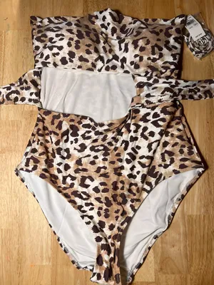 Aerie One Piece Full Coverage Swimsuit Animal Print Medium BNWTS $59.96 thumbnail 6