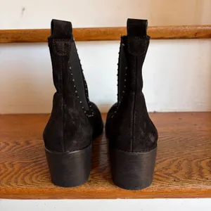 Paul Green Black‎ Suede Studded Chelsea Ankle Boots Heel Size UK 6 US 8.5 EUC thumbnail 4