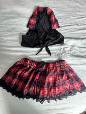 Amazon Schoolgirl Halloween Costume thumbnail 1