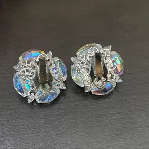 Vintage Laguna Aurora Borealis Cluster Clip Earrings thumbnail 8