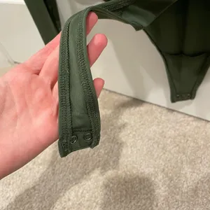 Abercrombie NWT Green Long Sleeve Bodysuit thumbnail 6