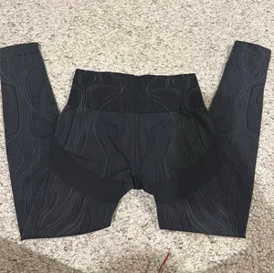 Gymshark Leggings thumbnail 1
