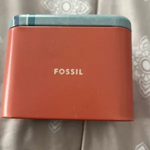 Fossil Collectible 30th Anniversary Watch Tin Box thumbnail 3
