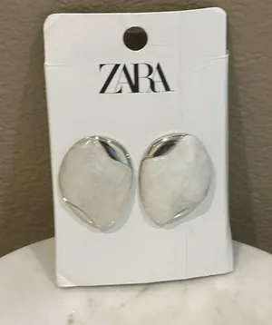 ZARA NWT  Oversized white and silver earrings thumbnail 1