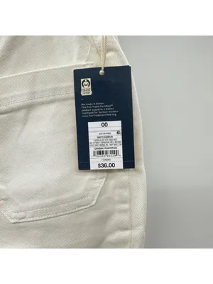Universal Thread NWT High-Rise Flare White Denim Jeans Size 00 thumbnail 4