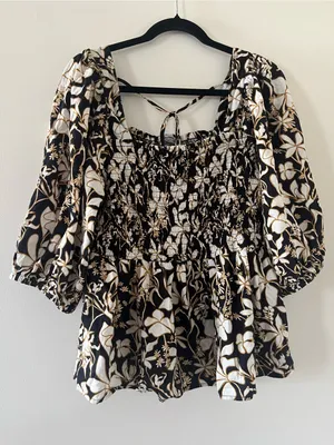 Black Tan White Floral Smocked Babydoll Puff Sleeve Peasant Top 2X Cottagecore thumbnail 1