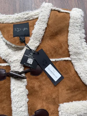 NWT RD Style Women’s Faux Suede & Sherpa Toggle Vest Cozy Winter Layer - Size L thumbnail 8