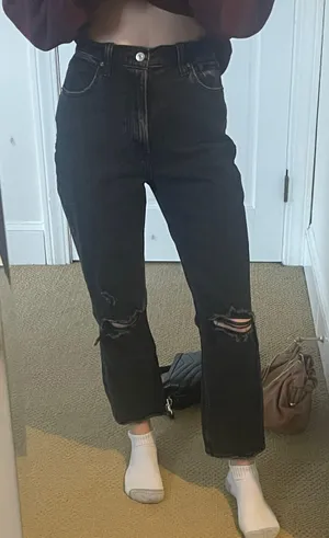 Abercrombie Ankle Straight Ultra High Rise Jeans thumbnail 1