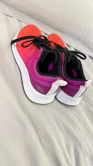 New Balance Fresh Foam Women’s Sneakers Shoes Size 6.5 thumbnail 5