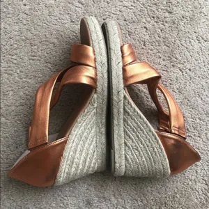 Anthropologie Pinaz‎ Espradilles Gold Copper Metallic Strappy Summer Heel 40 thumbnail 2