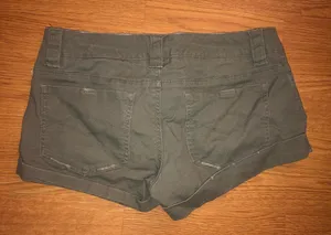 Shorts Green thumbnail 2