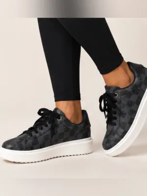 Steve Madden Black Checkered Sneaker size 9.5 TTS New with Box thumbnail 6
